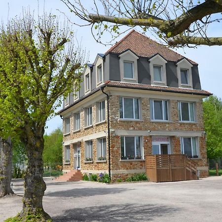 Country House Reem Pommeuse Buitenkant foto