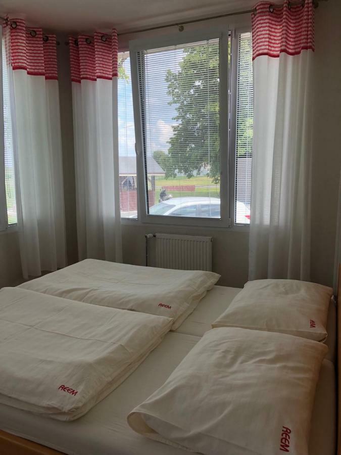 Country House Reem Pommeuse Buitenkant foto