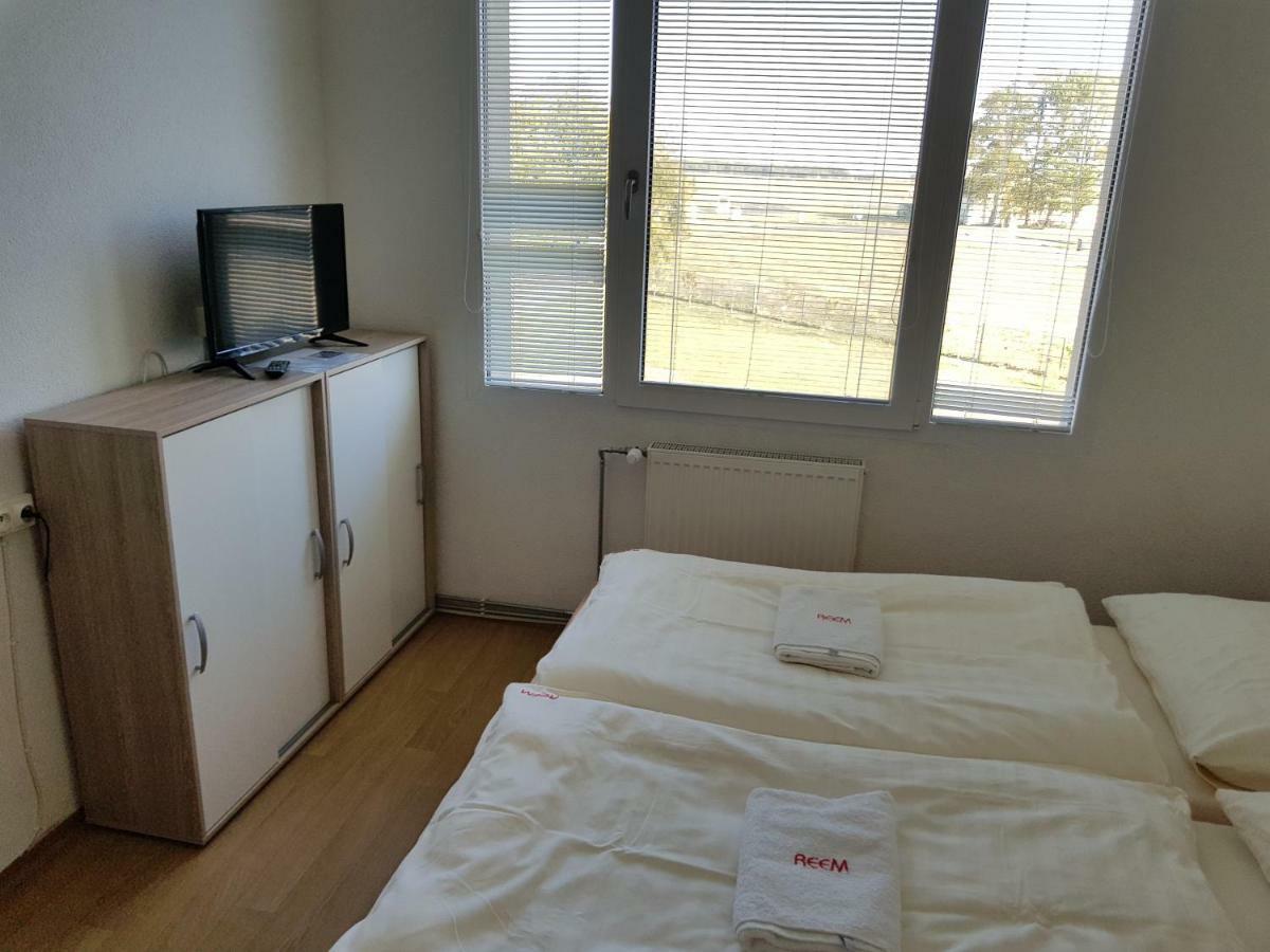 Country House Reem Pommeuse Buitenkant foto