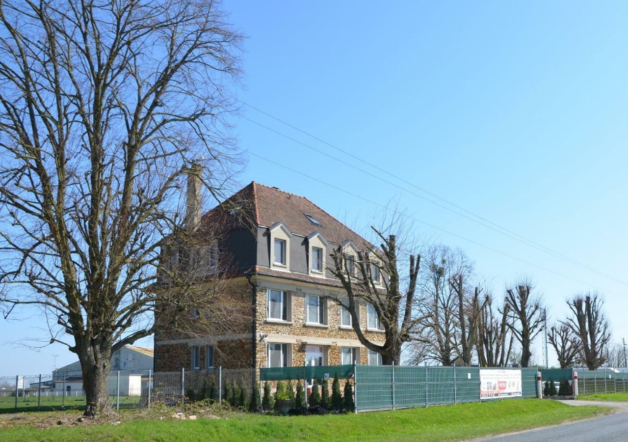 Country House Reem Pommeuse Buitenkant foto